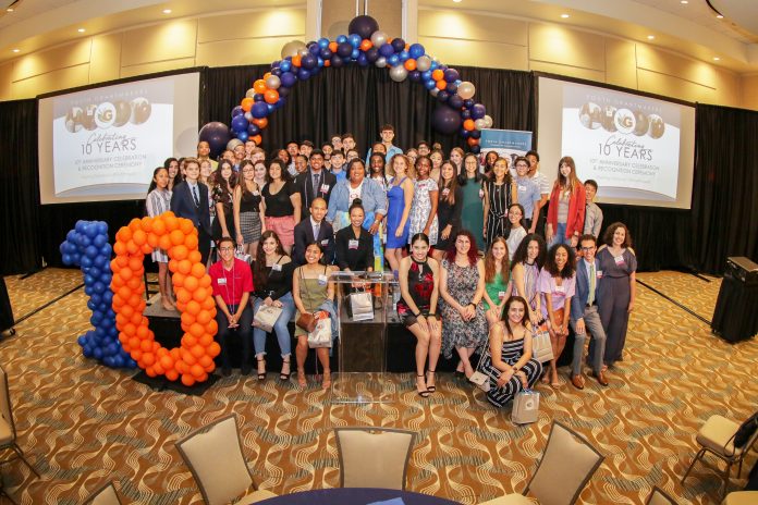 2019-Youth-Grantmakers-Group-Photo