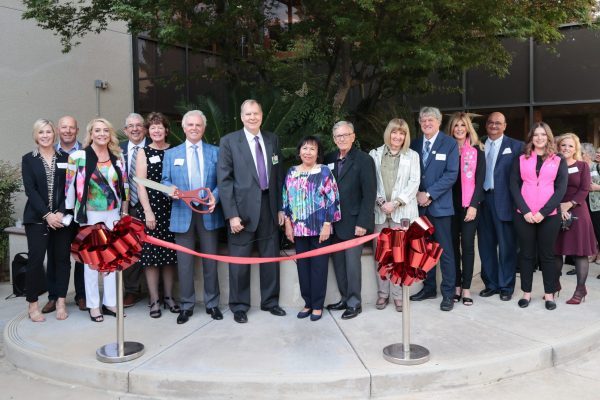 Redlands Community Hospital opens new Center for Cancer Care 