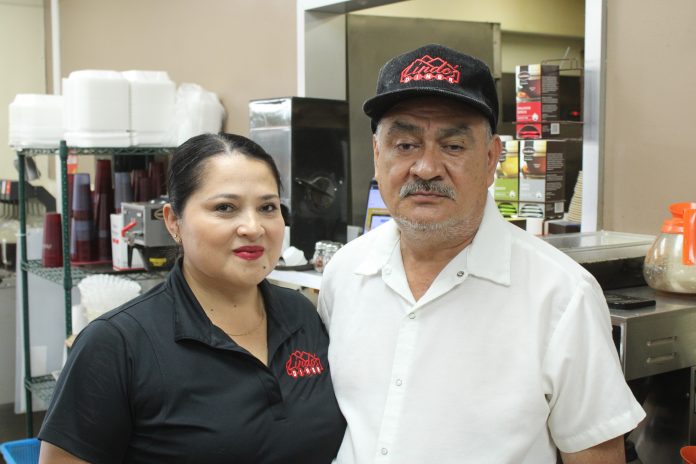 Owners of Lindo_s Diner