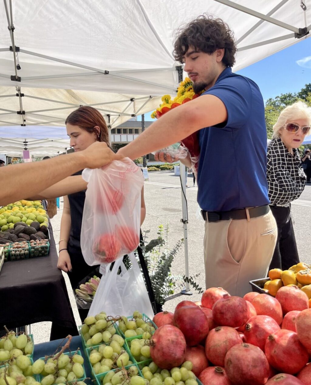 Community Farmers Market